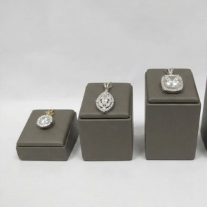 The Classic Frame Pendant Display (DF40 PO Series)