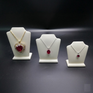 The Shield Pendant & chains Display Stand (DSB series)