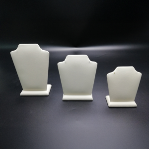 The Shield Pendant & chains Display Stand (DSB series)