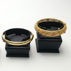 The Sculpted Arc Bangle Stand - Large (DSR60_BG Series)