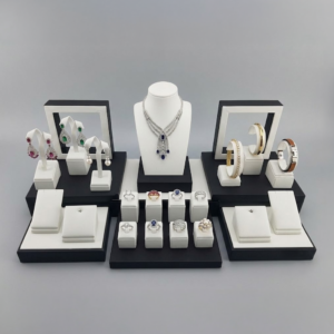 The Grand Window Display Suite (SC310A9 series)