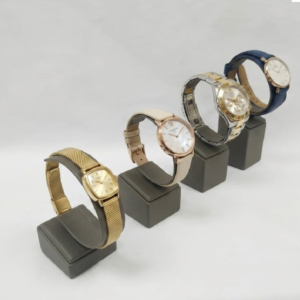 The Classic Frame Watch Display (DF40_WT Series)