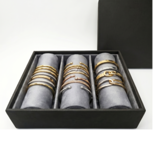 3 BANGLE CUSHIONS TRAY (TA2622BB3G )