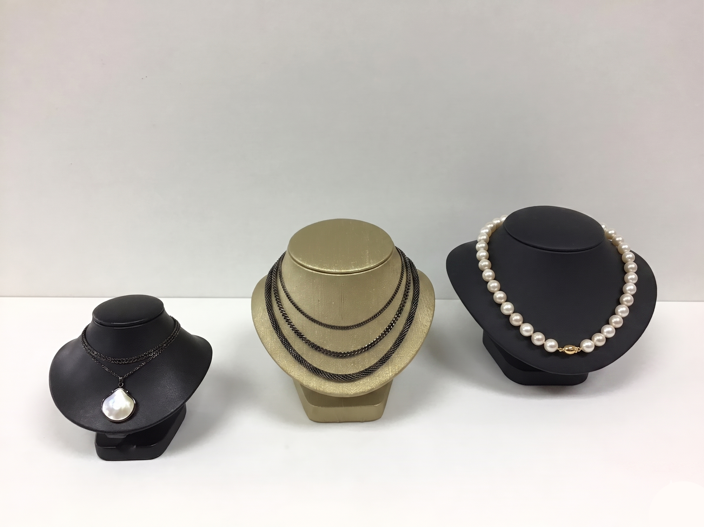 BN 308 Series – The Petite Gallery Bust - Image 3
