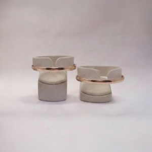 The Sculpted Curve Bangle Stand (MC45_BG Series)